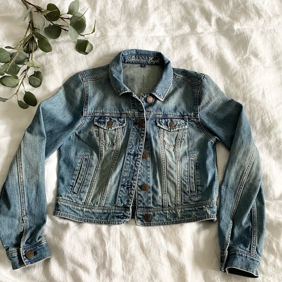 American Eagle Outfitters Jackets & Blazers - 2/$25 🌿 | AEO | Denim Jean Jacket